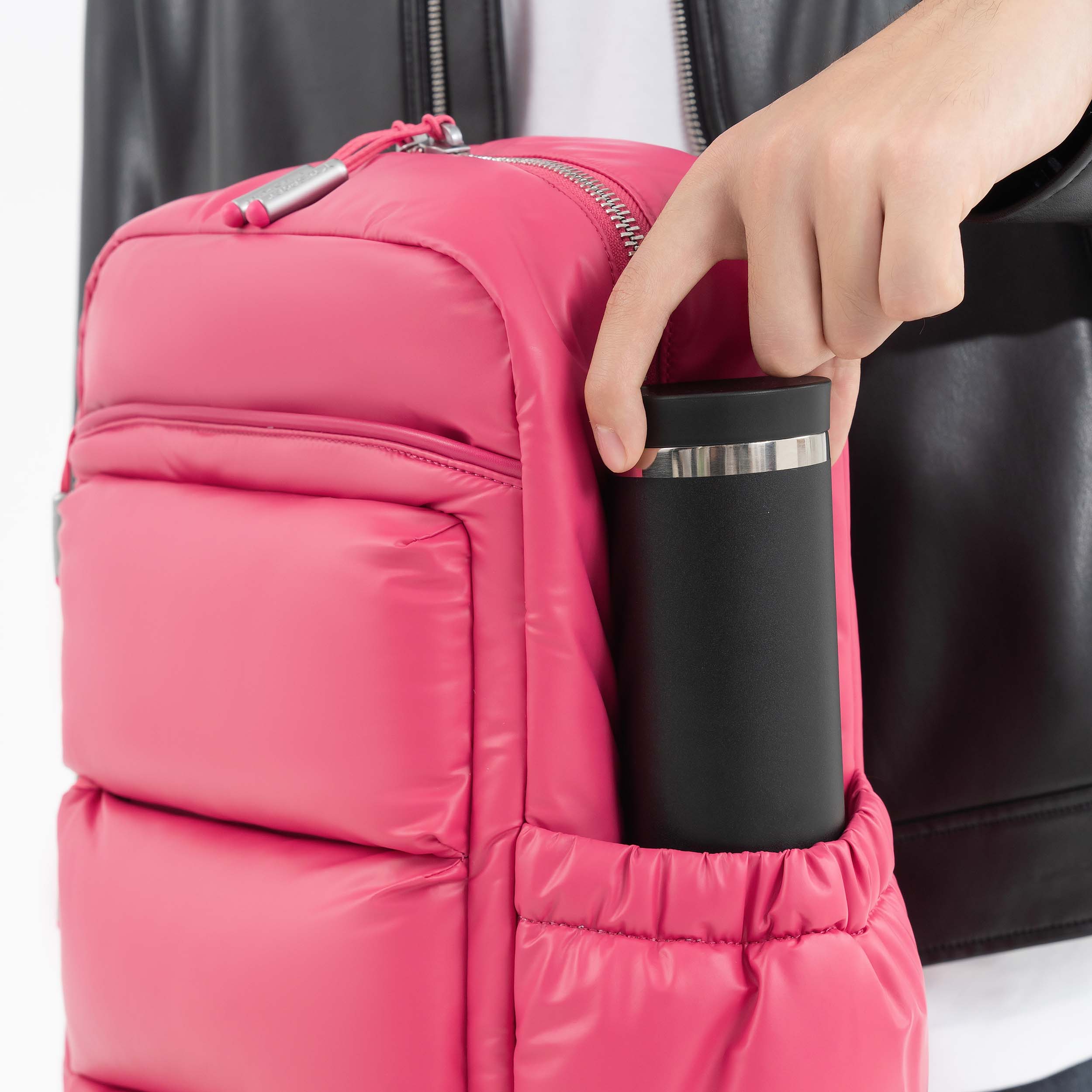 Tesport Cloud Large Backpack in Pink cup holder