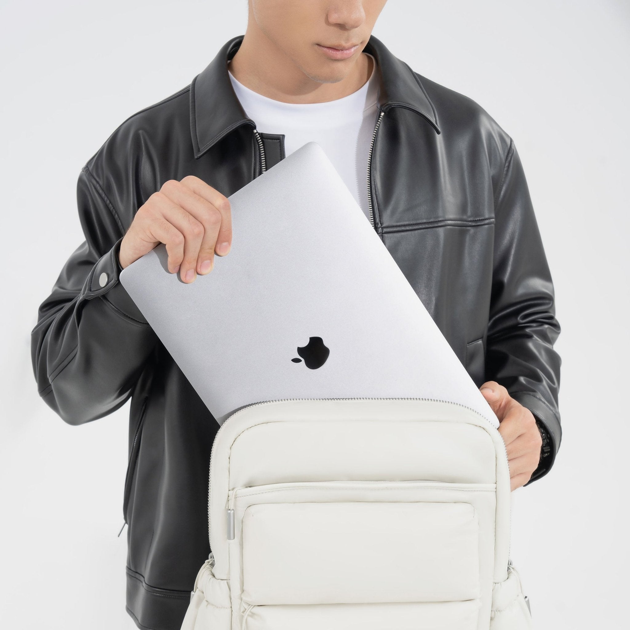 Tesport Cloud Large Backpack in White laptop storage