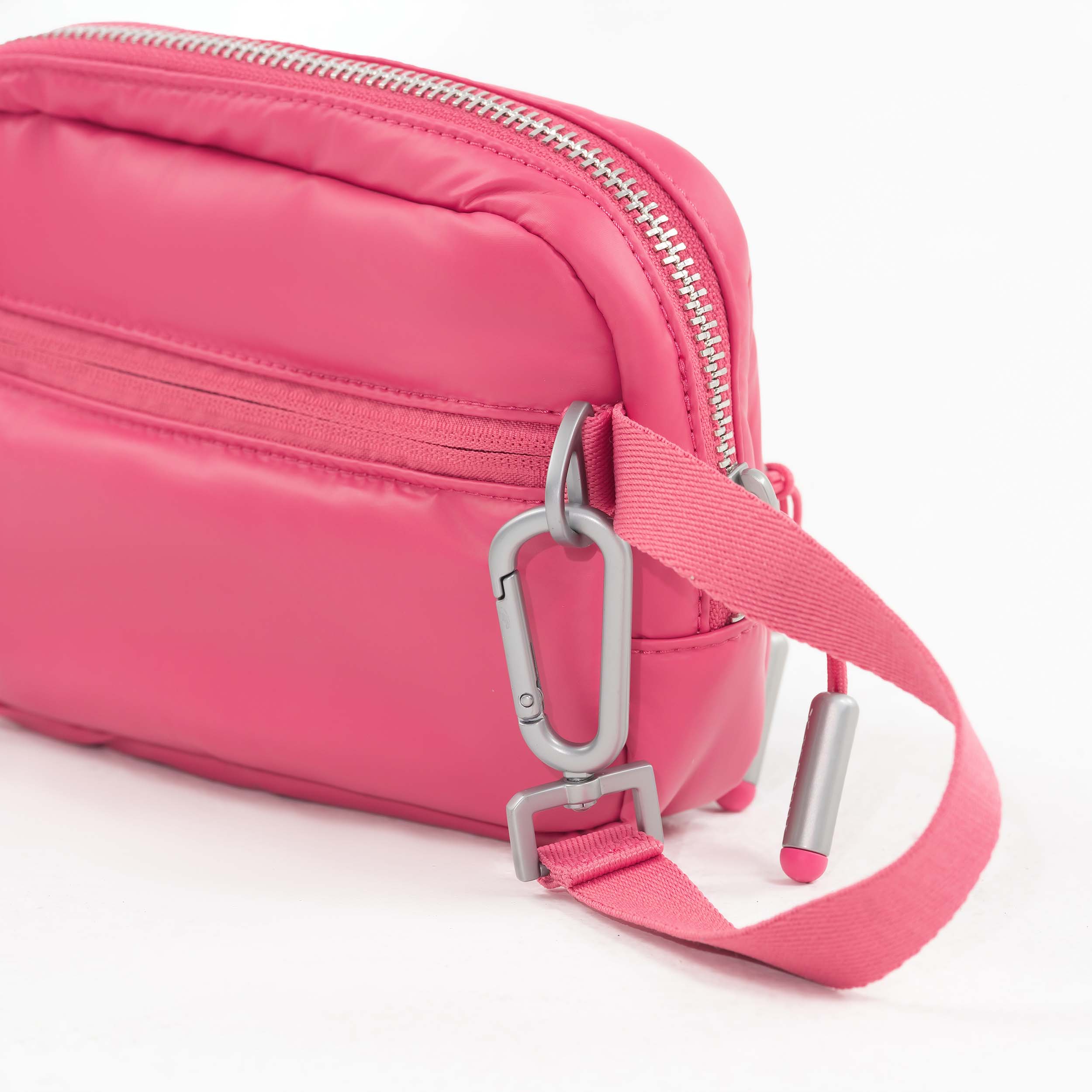 Tesport Cloud Mini Pouch in Pink wrist wrap details