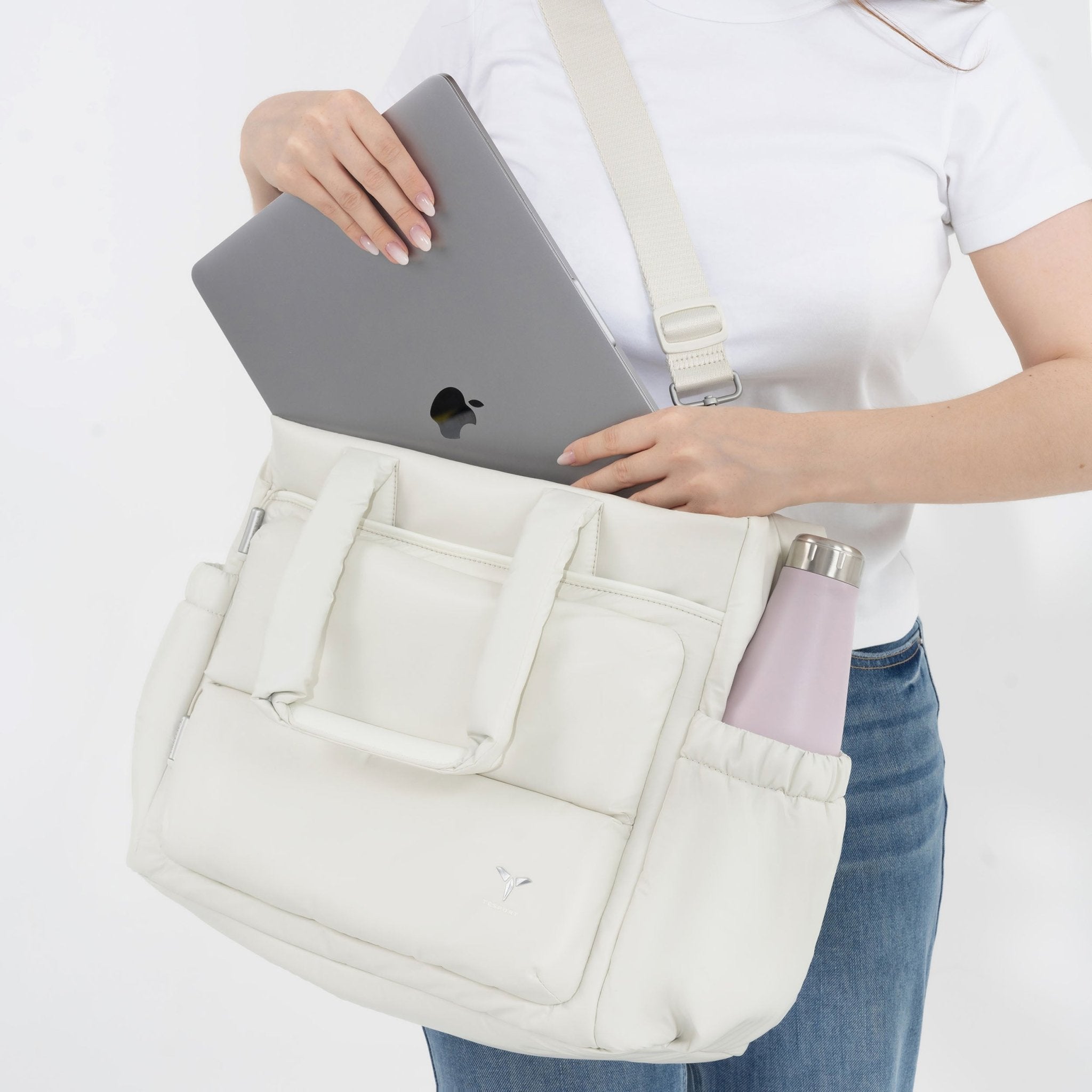 Tesport Cloud Tote in White laptop storage