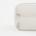 Tesport Cloud Mini Pouch in White zipper detail